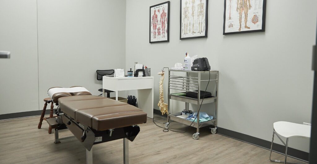 PinPoint Health Maple Clinic interior — physiotherapy, chiropractic and massage therapy near Vaughan Hospital